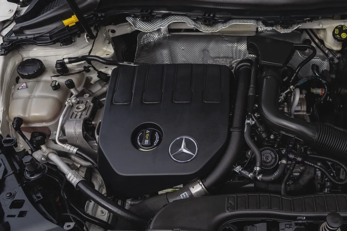Mercedes-Benz GLA 200 2022-18-18