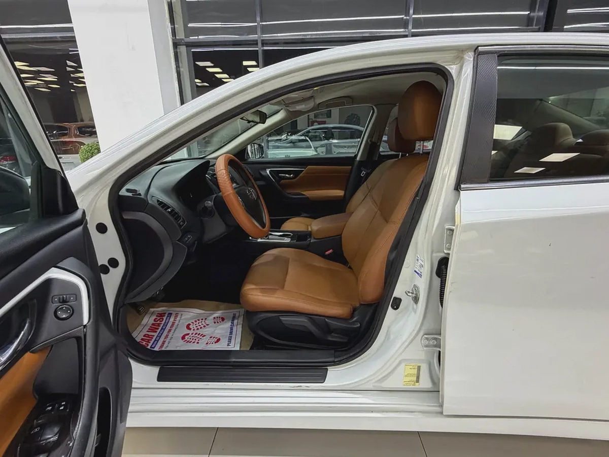 Nissan Altima SV 2017 GCC Specs TAXI-7-7