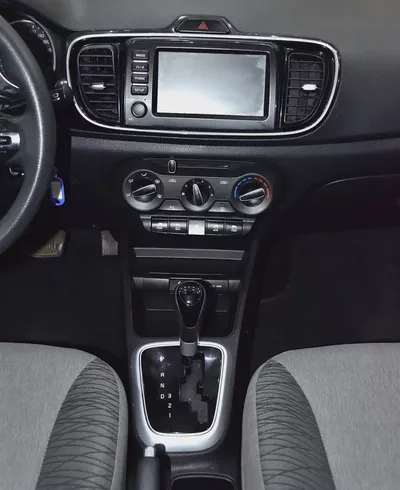 AED 545 EMi at 0% DP | KIA Pegas ( 2022 Model ) in Blue Color GCC Specs-14