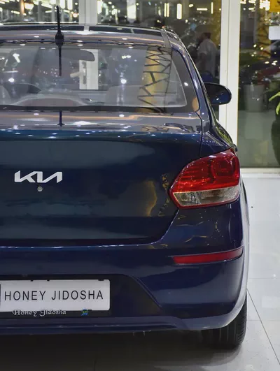 AED 545 EMi at 0% DP | KIA Pegas ( 2022 Model ) in Blue Color GCC Specs-8