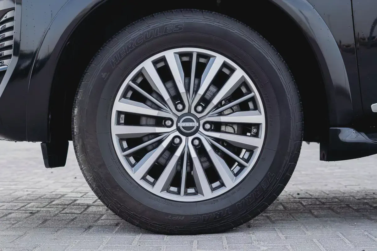 nissan armada platinum 2021-6-6