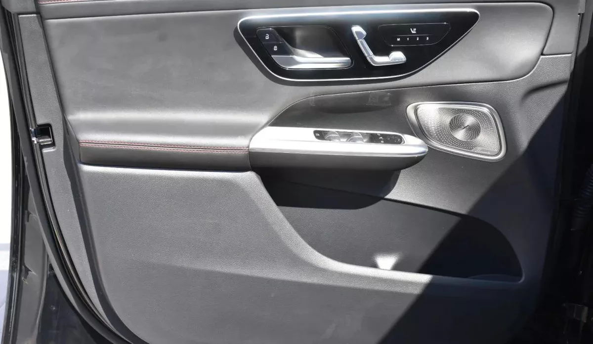 MERCEDES BENZ AMG GLC43 COUPE 2024 | BLACK-9-9