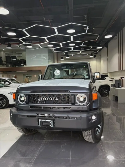 2026 Toyota Land Cruiser 79 LX - GCC Specs - Brand New-1