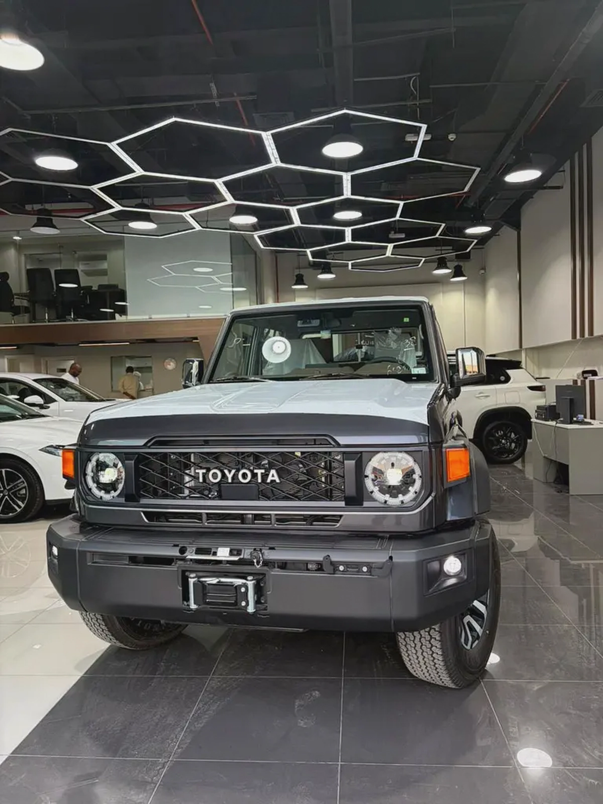 2026 Toyota Land Cruiser 79 LX - GCC Specs - Brand New-1-1