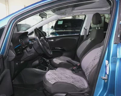 1.4L Corsa Hatchback . GCC Specs . Excellent Condition-6