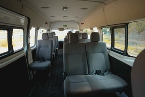High-Roof 13-Seater Passenger Van | Manual | GCC Specs | Ref#N85273