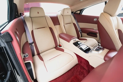 2019 ROLLS ROYCE WRAITH. GCC. BESPOKE AUDIO. 4 BUTTONS. STARLIGHT.-17