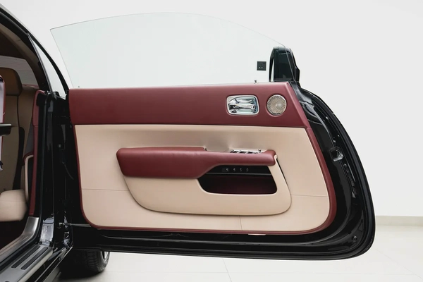 2019 ROLLS ROYCE WRAITH. GCC. BESPOKE AUDIO. 4 BUTTONS. STARLIGHT.