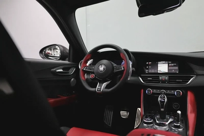 Alfa Romeo Giulia Quadrifoglio-7