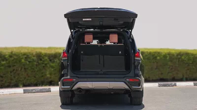 Lexus LX 600 Premium 2026 GCC Specs - Like New!-10