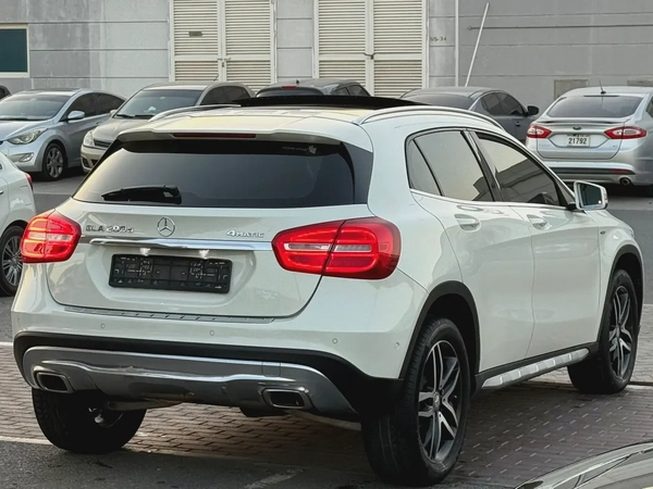 Mercedes GLA 200 - 2017, Korean specs, full option, in excellent condition,