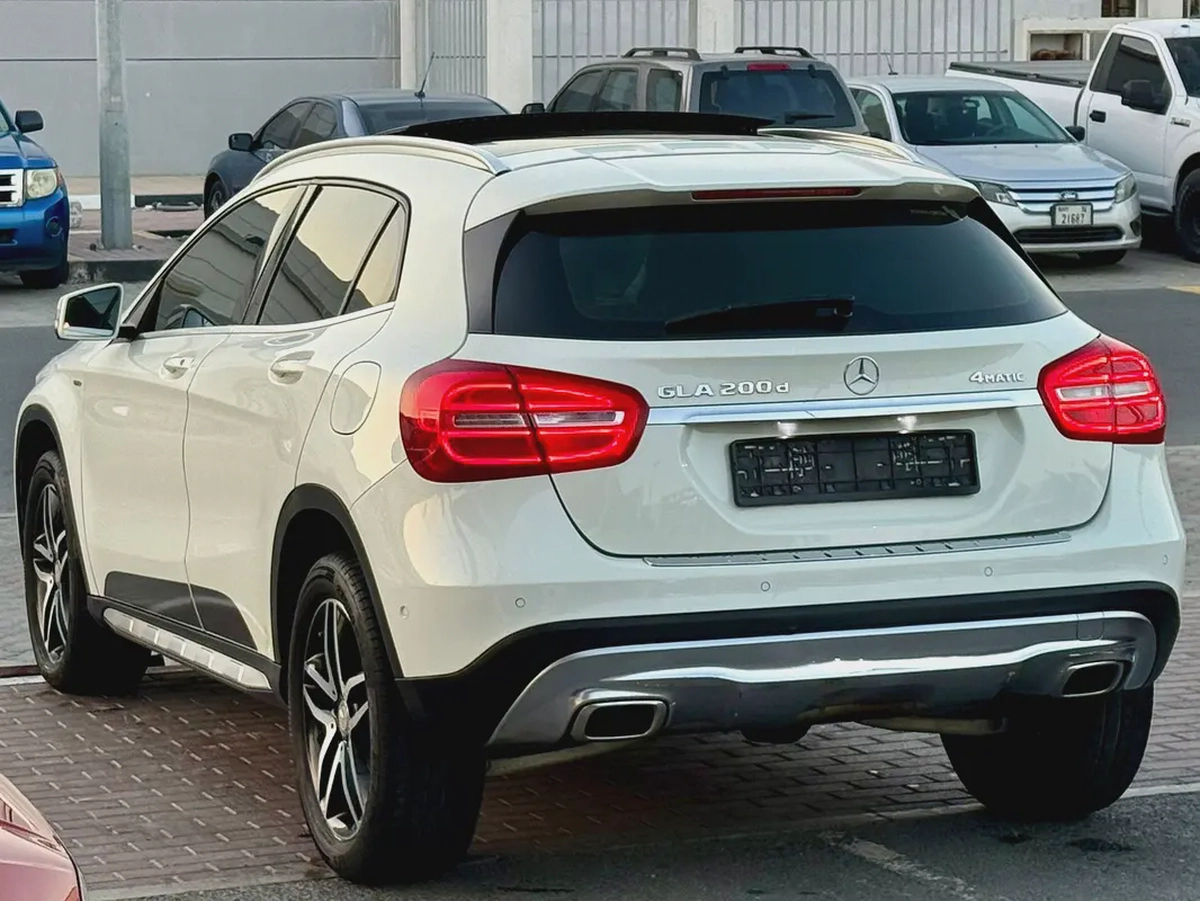 Mercedes GLA 200 - 2017, Korean specs, full option, in excellent condition,-4-4
