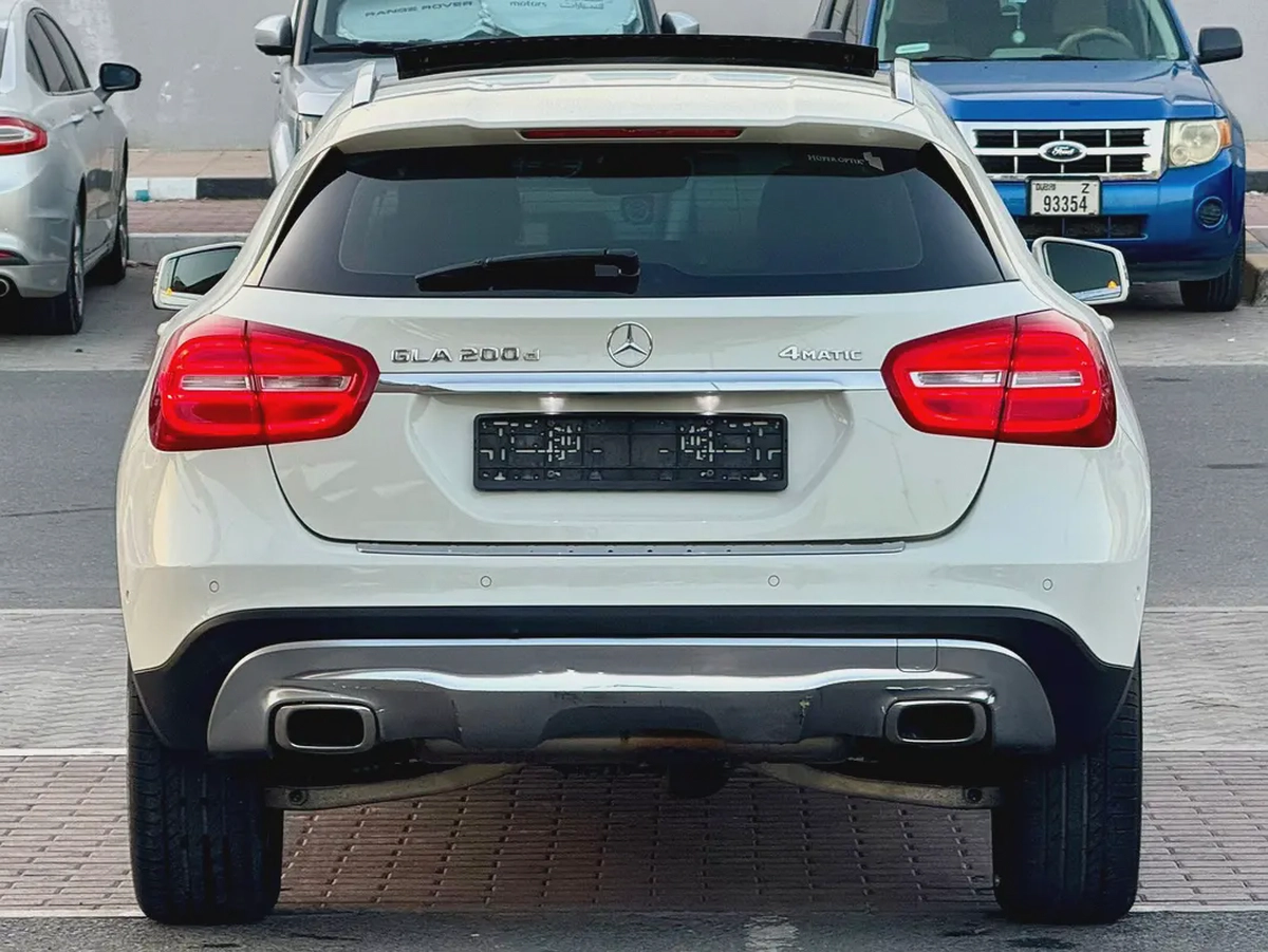 Mercedes GLA 200 - 2017, Korean specs, full option, in excellent condition,-5-5