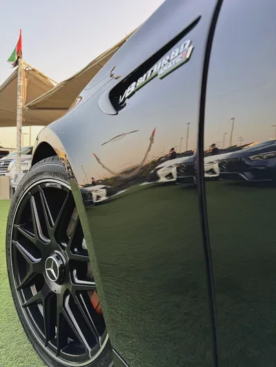 Mercedes E63 s AMG Gcc specs the highest option NO1-15