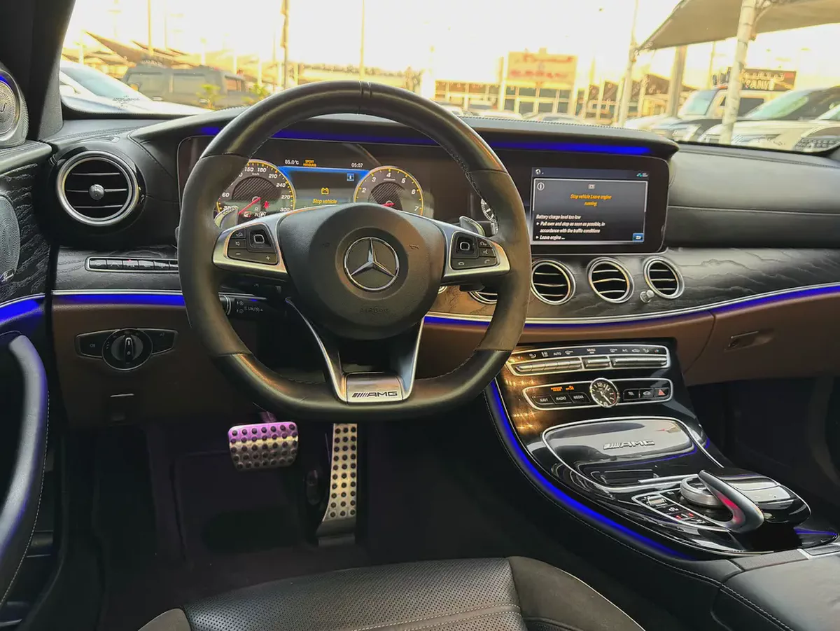 Mercedes E63 s AMG Gcc specs the highest option NO1-12-12