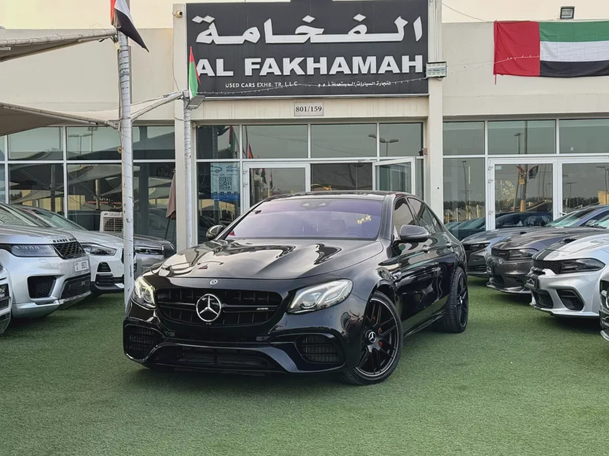 Mercedes E63 s AMG Gcc specs the highest option NO1-2-2