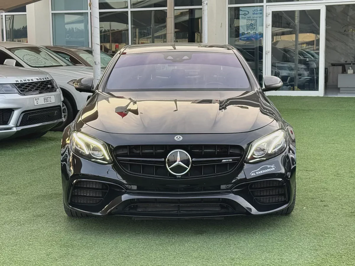 Mercedes E63 s AMG Gcc specs the highest option NO1-3-3