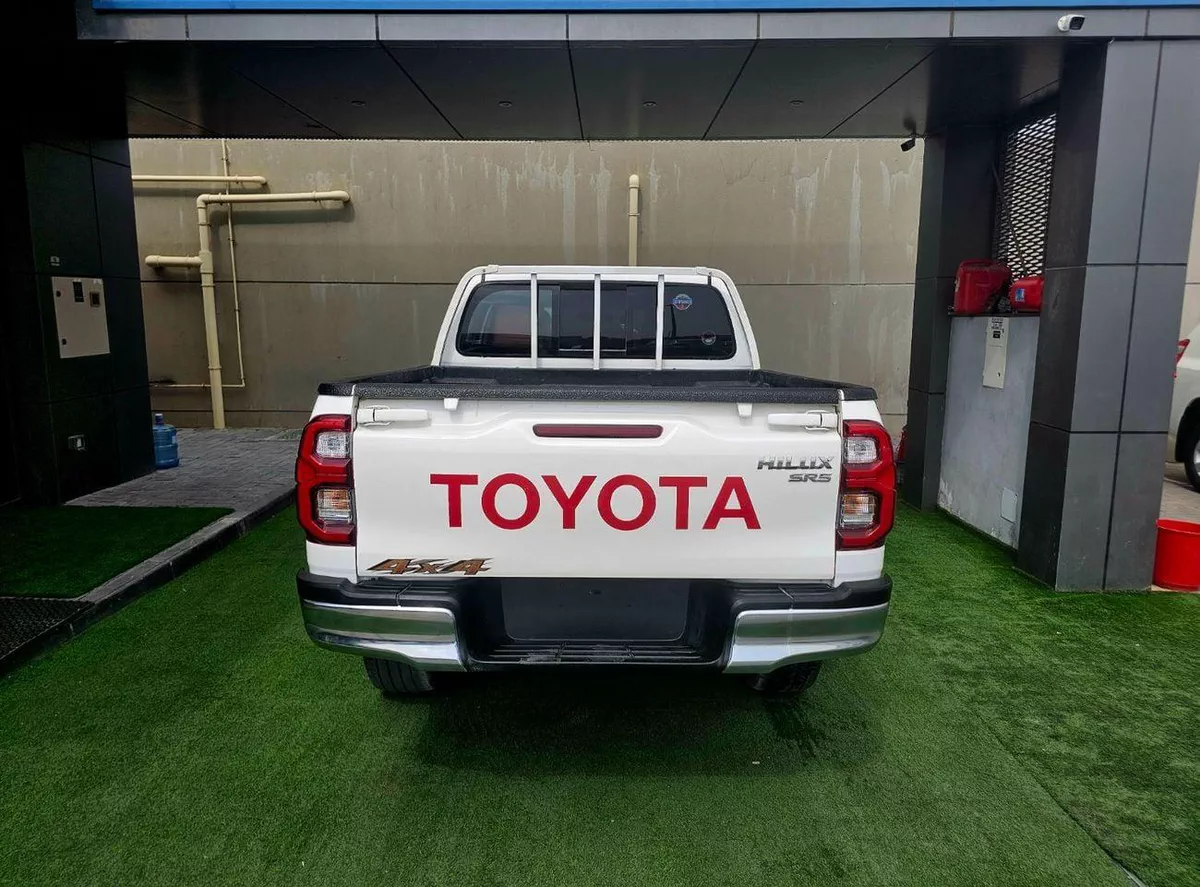 Toyota Hilux GLX SR5 PATROL/ AUTOMATIC/ AUTO WINDOWS/ WIDE BODY/ LOW MILEAGE-3-0