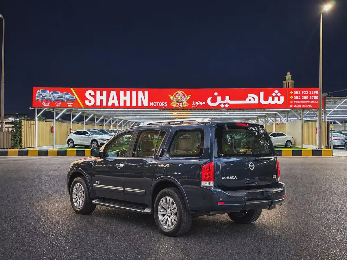 2015 Nissan Armada LE GCC Specs-4-4