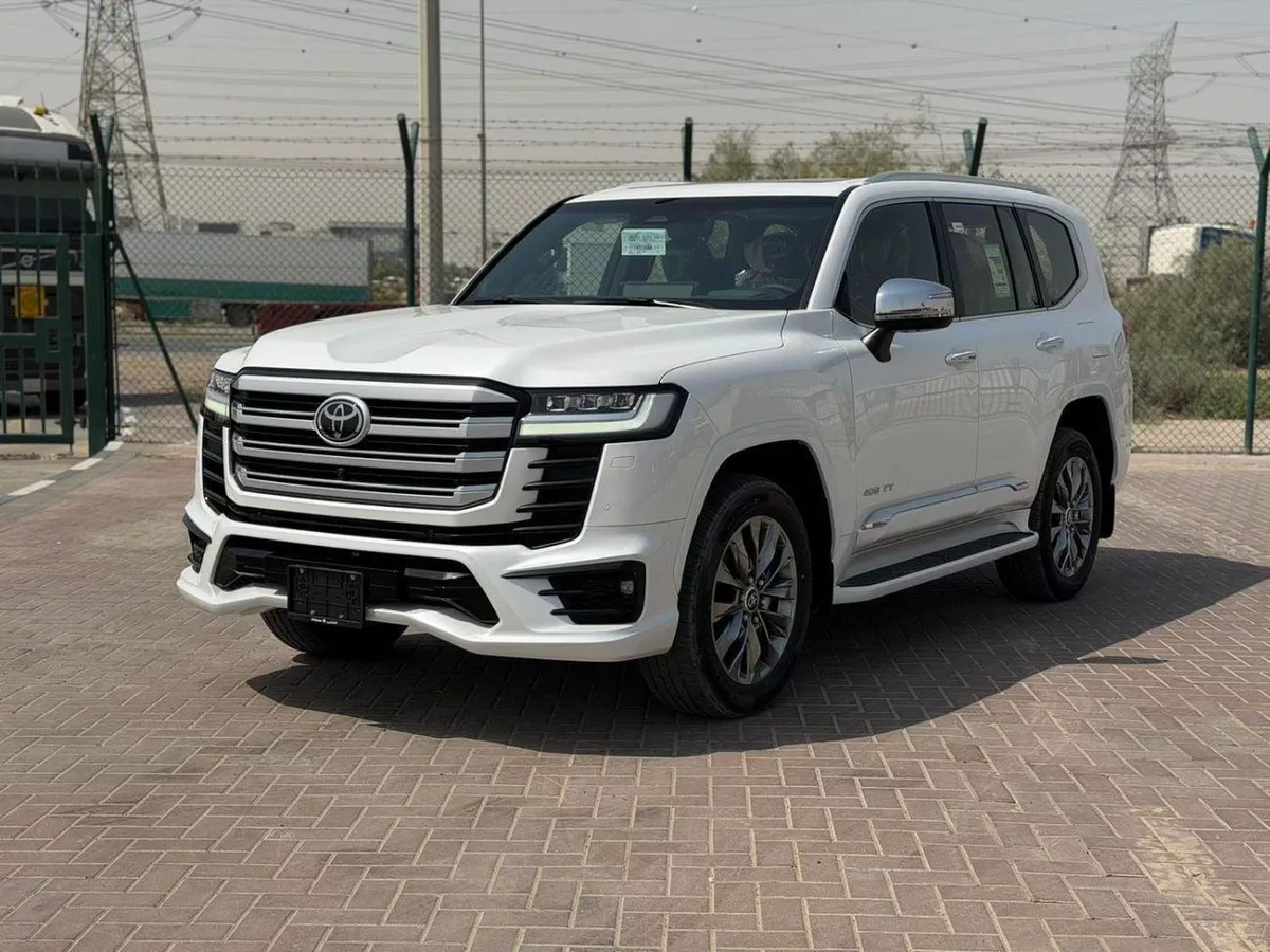 Toyota Land Cruiser VXR TOYOTA LANDCRUISER LC300 VXR INSIDE BURGUNDY 2026 AL FUTTAIM SPECS-14-0