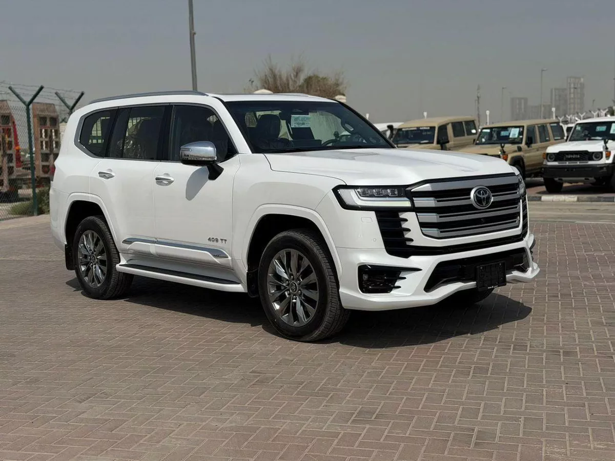 Toyota Land Cruiser VXR TOYOTA LANDCRUISER LC300 VXR INSIDE BURGUNDY 2026 AL FUTTAIM SPECS-2-0
