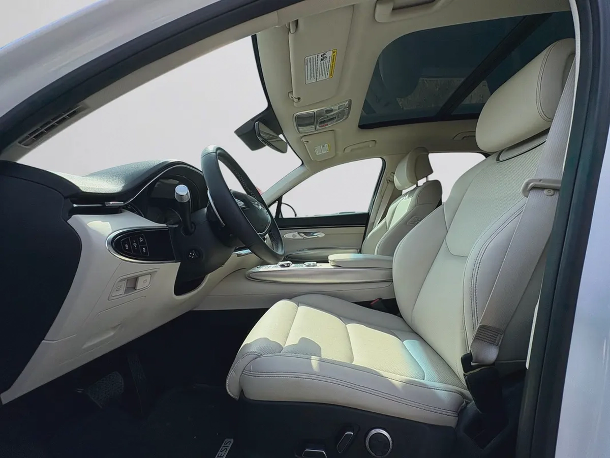 AED 2,240 P.M | 0% DOWN PAYMENT | GENESIS GV70 2.5T AWD | 2.5L TURBO – 304 HP | 2025