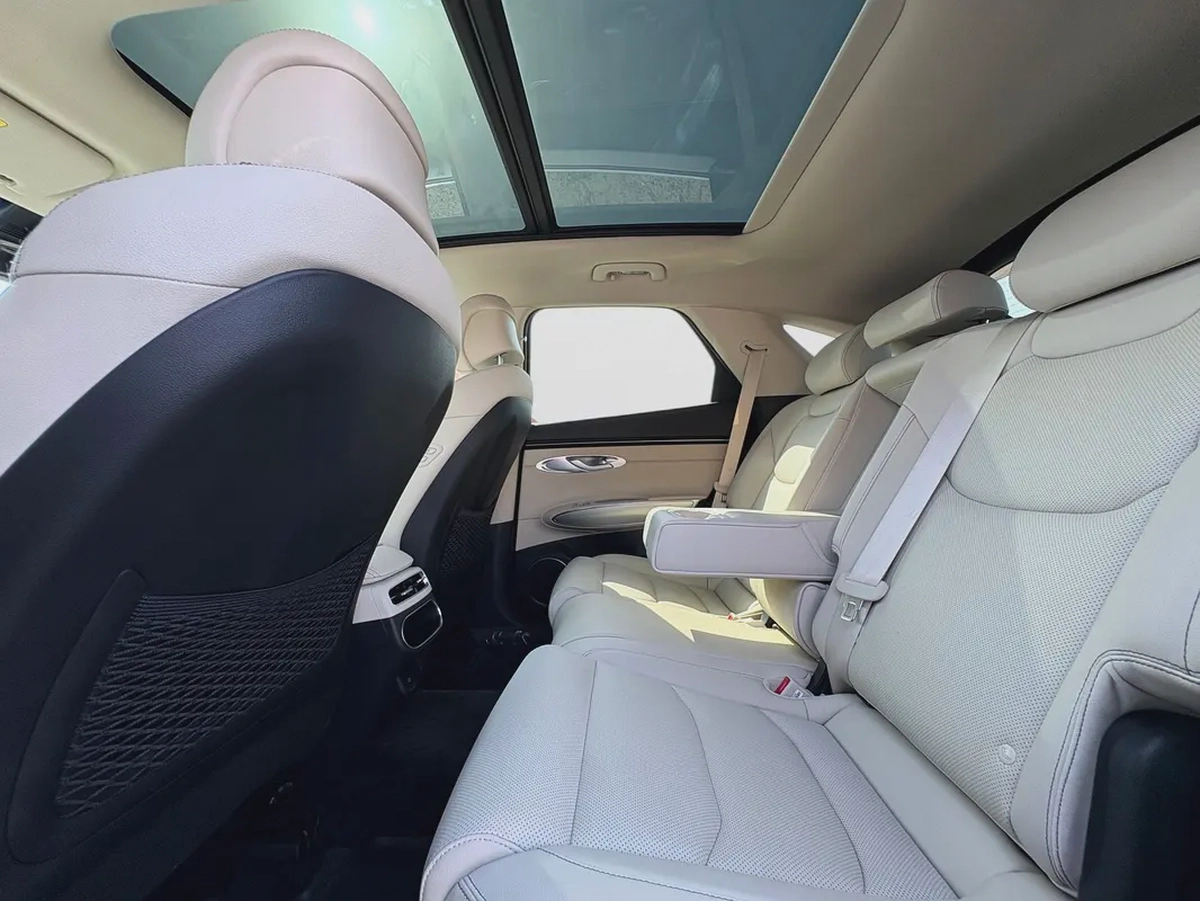 AED 2,240 P.M | 0% DOWN PAYMENT | GENESIS GV70 2.5T AWD | 2.5L TURBO – 304 HP | 2025