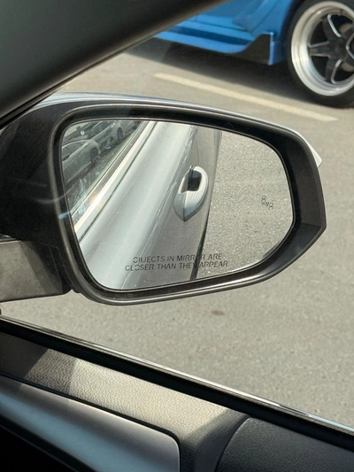 Toyota RAV4 VXR Hybrid XLE 2.5L-19
