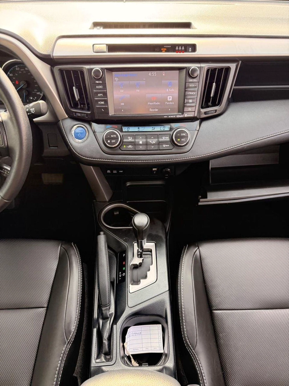 Toyota RAV4 VXR Hybrid XLE 2.5L-6-0