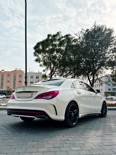 Mercedes-Benz CLA-Class-6