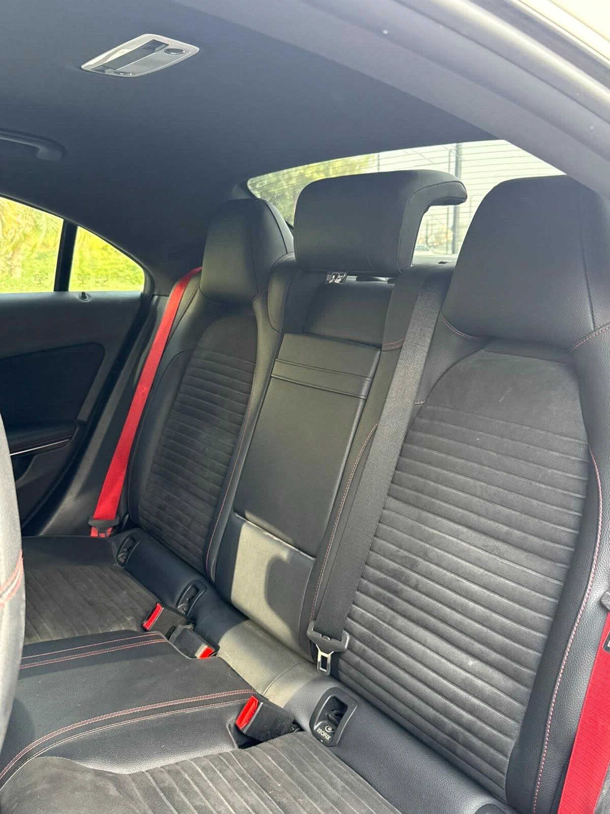Mercedes-Benz CLA-Class-1-1