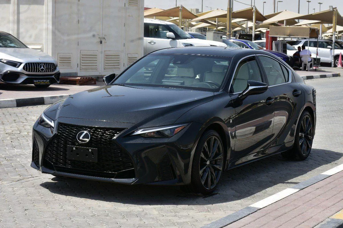 IS300 F 2024 | BLACK-15-15