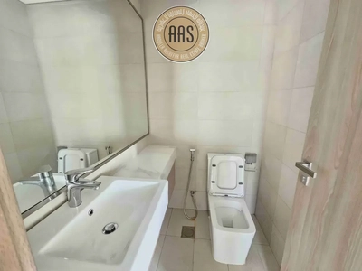 Brand new chiller free 1bhk available with two washroom 4 cheqs payment-4
