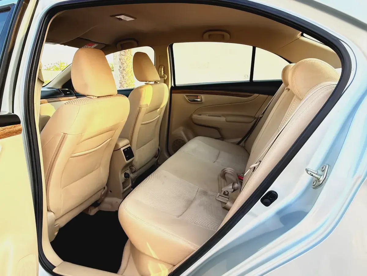Suzuki Ciaz 2023 Year 1.5L GCC Specs - Excellent condition-10-10