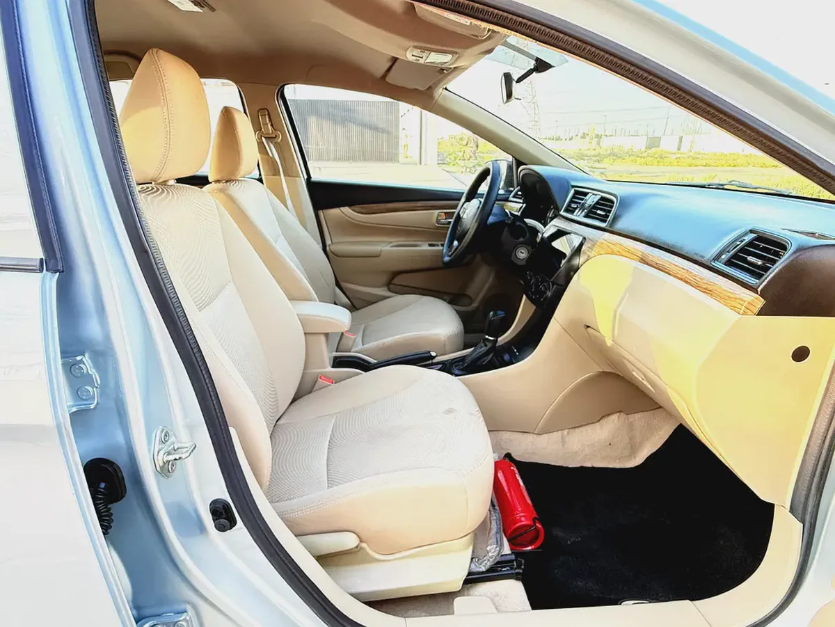 Suzuki Ciaz 2023 Year 1.5L GCC Specs - Excellent condition-12-12