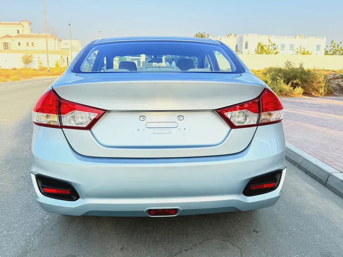 Suzuki Ciaz 2023 Year 1.5L GCC Specs - Excellent condition-2-2
