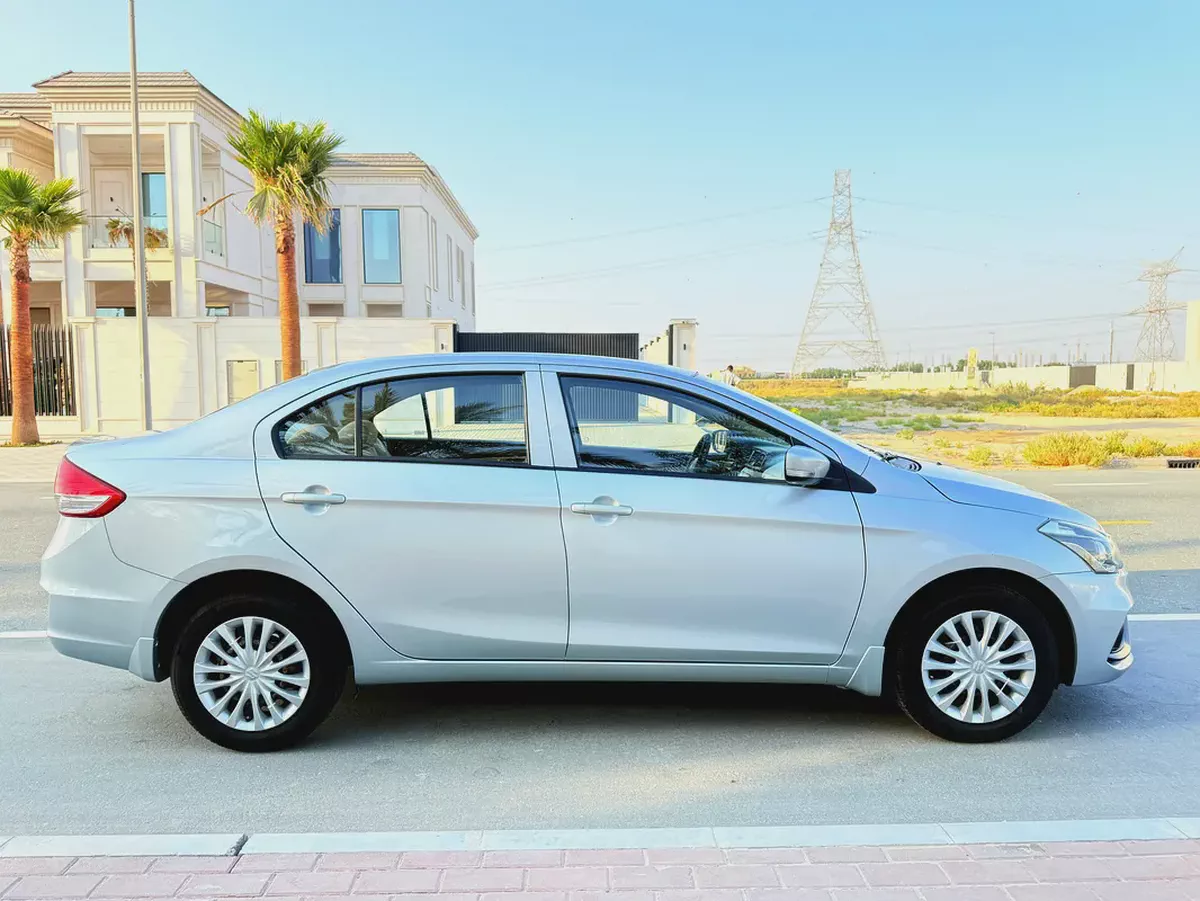 Suzuki Ciaz 2023 Year 1.5L GCC Specs - Excellent condition-6-6