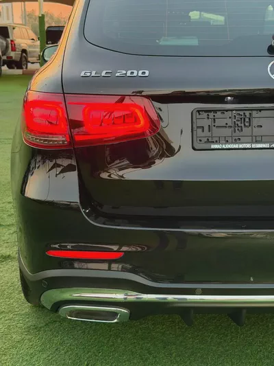 (2021) MERCEDES GLC200 //AMG// GCC FULL OPTION -ORIGINAL PAINT--17
