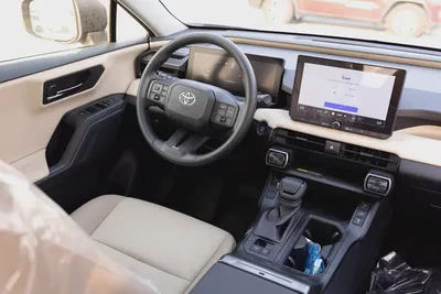 Toyota Rav 4 XLE 2026 GCC Specs - Brand New Condition-17