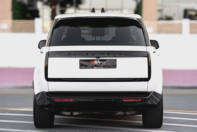 2025 | Range Rover Vogue SE | GCC Specs | Low Mileage-4