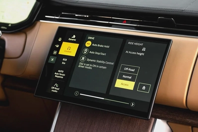 2025 | Range Rover Vogue SE | GCC Specs | Low Mileage-10
