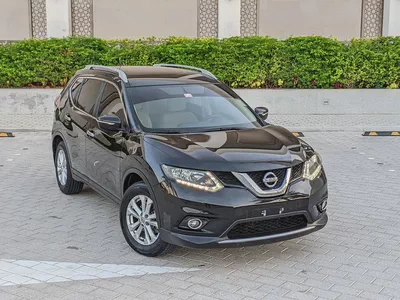 Nissan X-Trail S 2015 GCC Specs Prestine Condition 4WD With Low KM Premium 7 Seater SUV-4