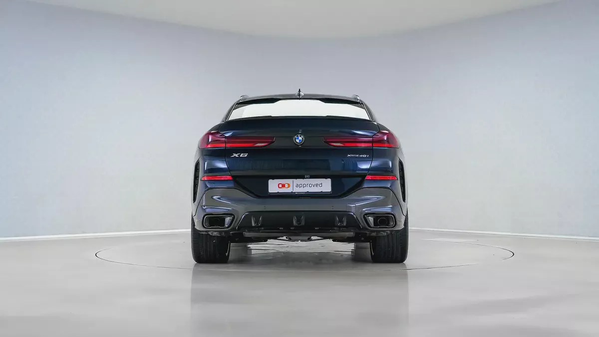 BMW X6 xDrive40i M Sport  Pro 2023 | GCC Specs | BMW Warranty & Service February 2028-8-8