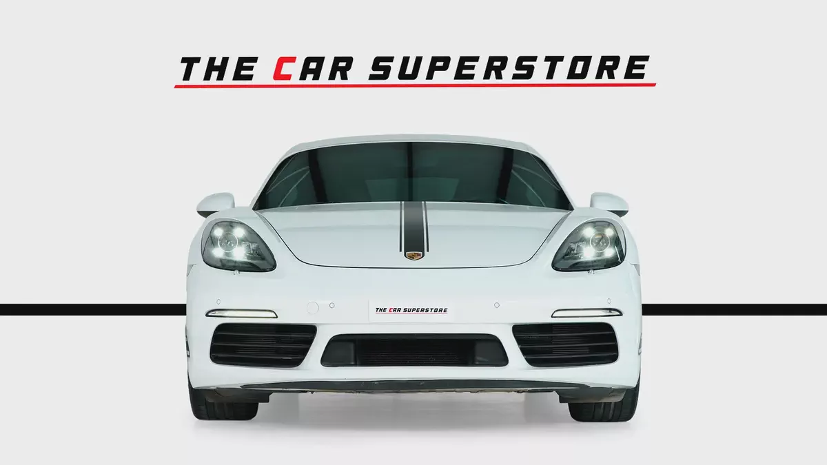 Porsche 718 Cayman-GCC-well maintained-Porsche Service history Available-2-2