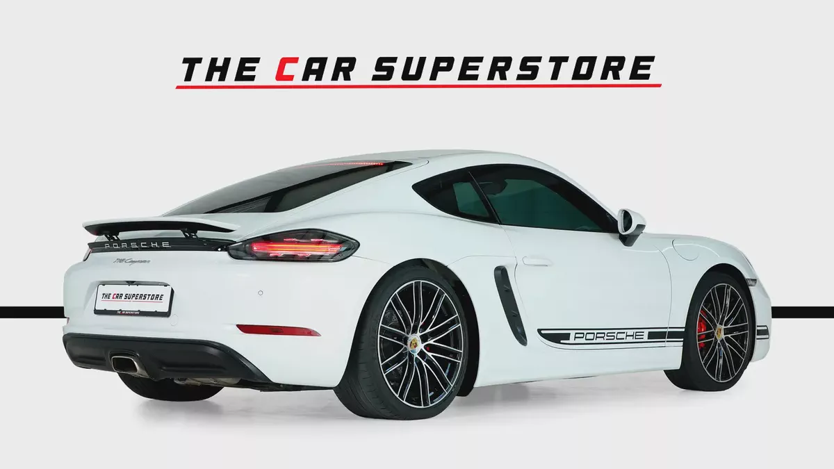 Porsche 718 Cayman-GCC-well maintained-Porsche Service history Available-7-7
