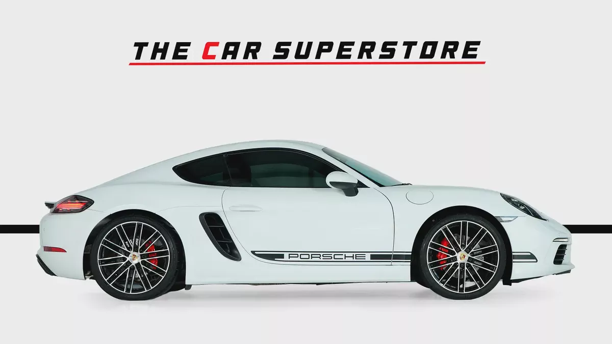 Porsche 718 Cayman-GCC-well maintained-Porsche Service history Available-8-8
