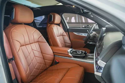 2024 BMW 735i PURE EXCELLENCE  35,000 KM | 5 YEARS WARRANTYGCC |-12