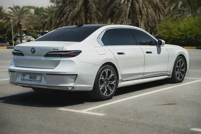 2024 BMW 735i PURE EXCELLENCE  35,000 KM | 5 YEARS WARRANTYGCC |-1