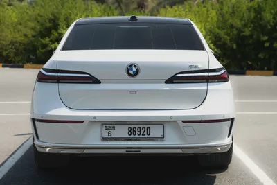 2024 BMW 735i PURE EXCELLENCE  35,000 KM | 5 YEARS WARRANTYGCC |-3