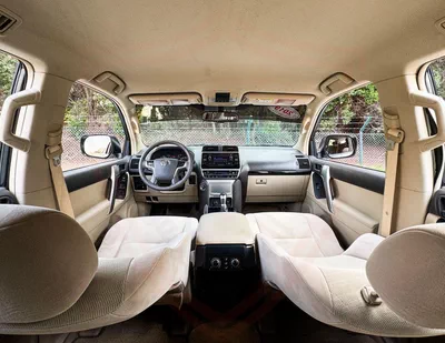 Toyota Prado EXR Toyota Prado | 4.0 L | 2019 | GCC | Accident-Free | In Excellent Condition | 2233 P.M-13